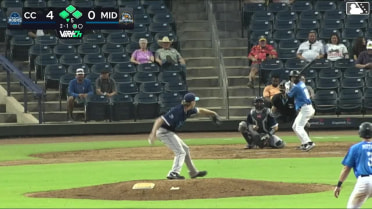 Casey Yamauchi singles on a line drive to left fielder Alejandro Nuñez. Bobby Boser scores. C.J. Pittaro to 3rd. Ali Camarillo to 2nd.