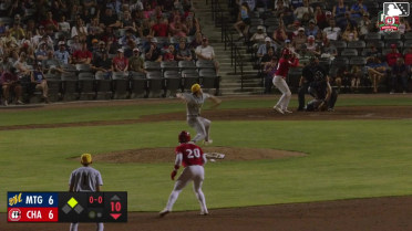 Zavier Warren homers (2) on a fly ball to right field. Leo Balcazar scores.