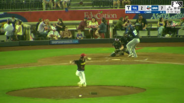 Griffin Lockwood-Powell homers (7) on a line drive to left center field.