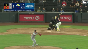 Bryan Lavastida homers (1) on a fly ball to right center field. Cade Marlowe scores. Henry Bolte scores.