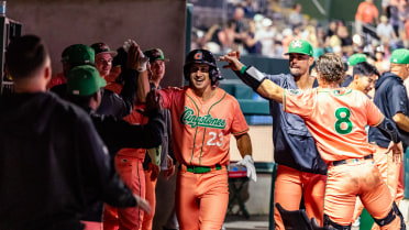 Paolini, Kato Power Clingstones Past Biloxi in 3-1 Win