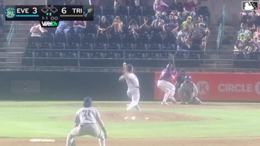 Kevyn Castillo homers (2) on a fly ball to right center field.