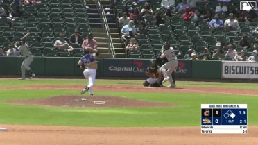 Garrett Edwards In play, run(s) to Ambioris Tavarez