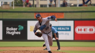 Dombroski Deals as Hooks Rally on Independence Day