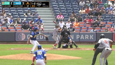 Frederick Bencosme singles on a line drive to center fielder Jaison Chourio. Willy Vasquez scores.
