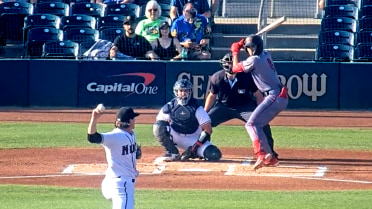 Druw Jones' carrer high five RBI game 