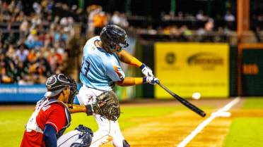 León Homers Three Times As Space Cowboys Lose Shootout With Chihuahuas