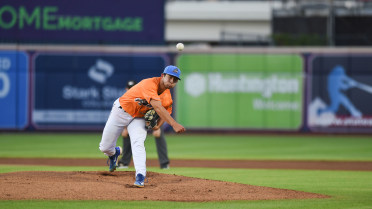 Sept. 7: Early Squirrels homers down Ducks, 3-1