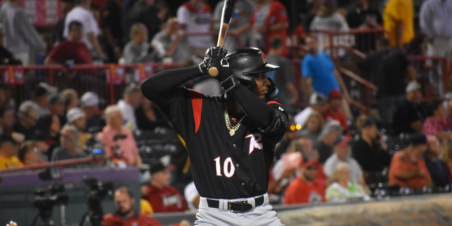 Richmond Flying Squirrels Marco Luciano (10) bats during an