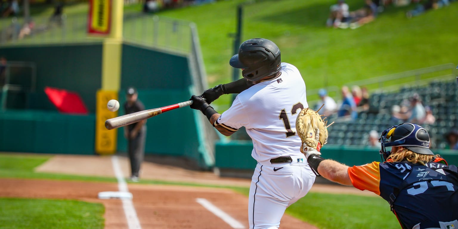 Rangers slugger Willie Calhoun's long, winding journey to his place in The  Show