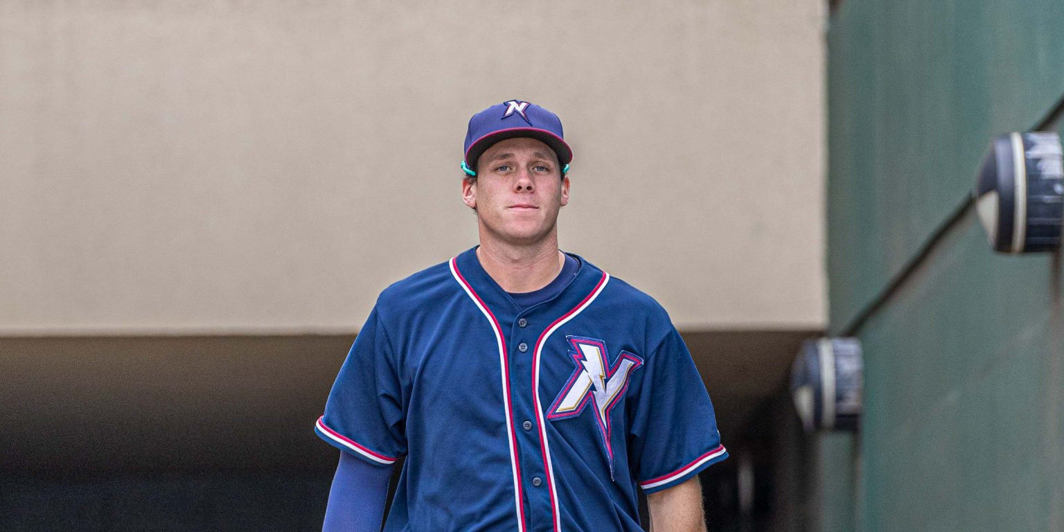 Shrum, Naturals Power Through Cardinals on Sunday | MiLB.com