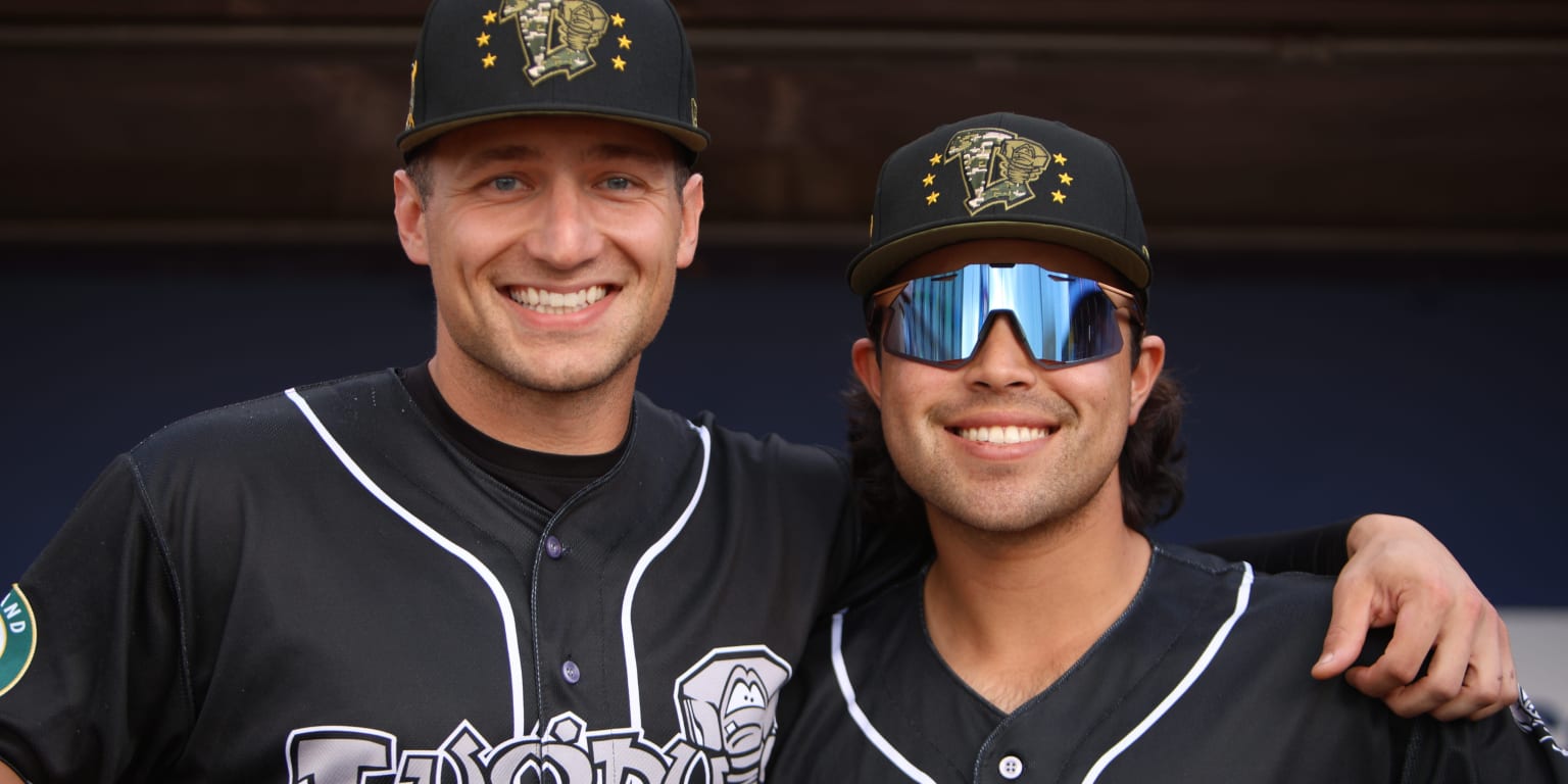 Nuts deepsix Captains on 517 Day