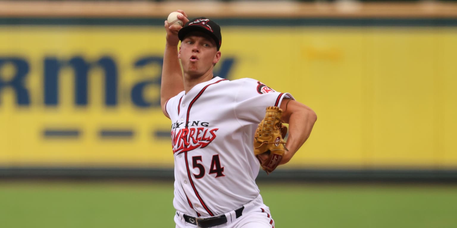 Flying Squirrels fall short in 2-1 loss to Ponies | MiLB.com