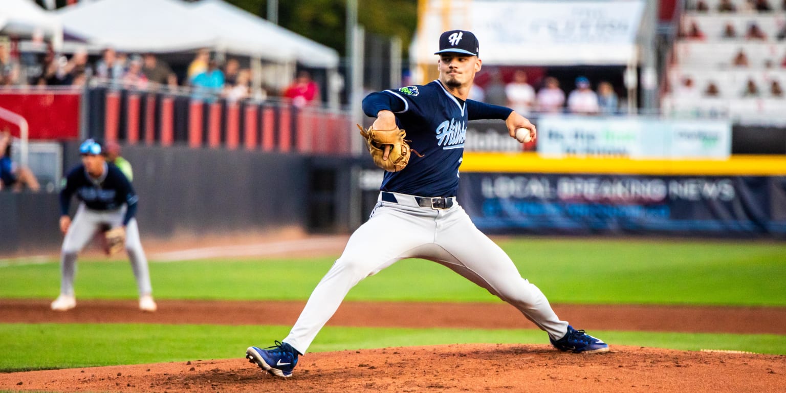 Emeralds Bats Explode for 9 Runs in Win vs Everett