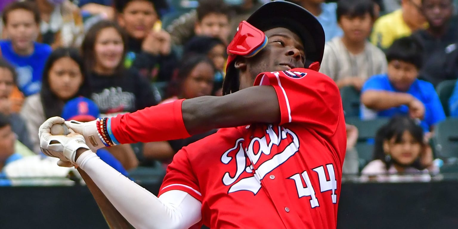 Louisville Bats' Elly De La Cruz registers 99.2 mph throw from third base