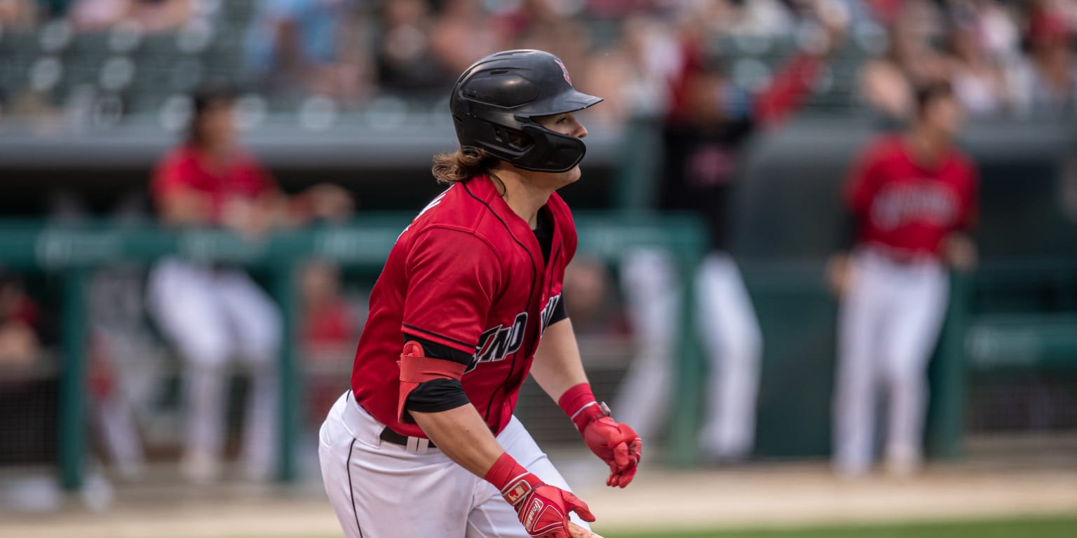 Columbus Clips Indians to Open Series