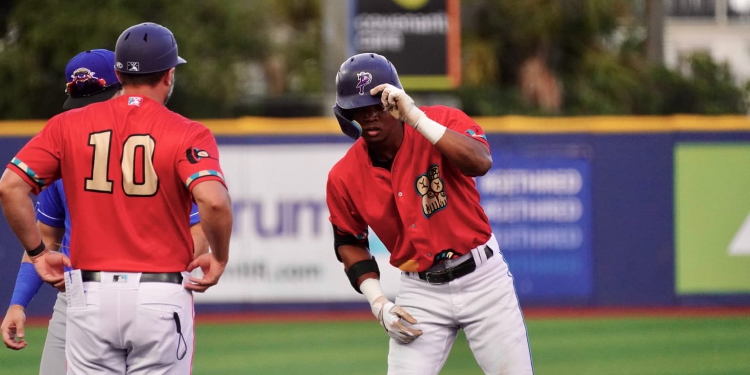 Six-Run Fourth Lifts Blue Wahoos To 10-3 Win Over Shuckers 