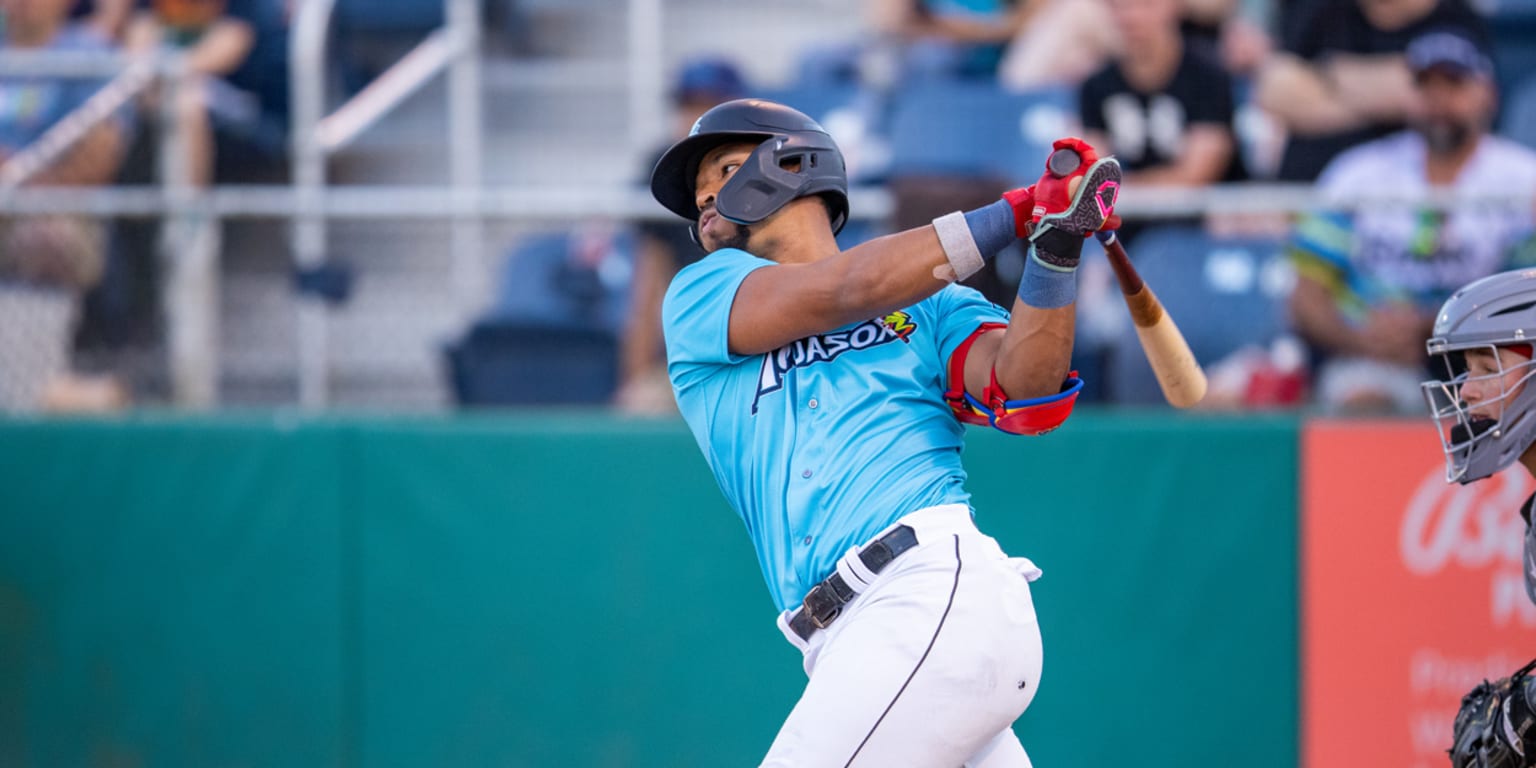 AquaSox Pounds Out 17 Hits