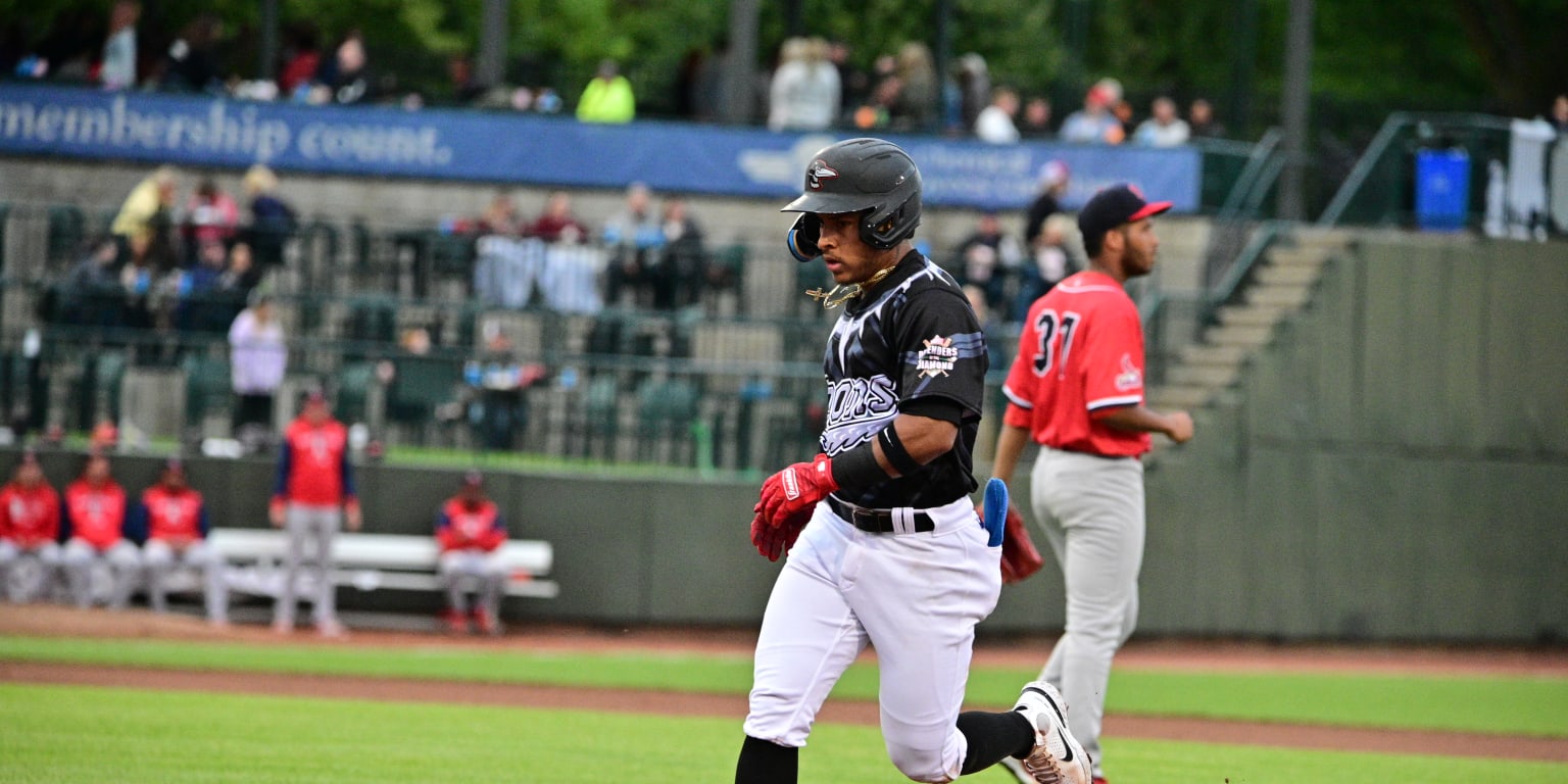 Diego Cartaya homers twice, drives in four for Great Lakes