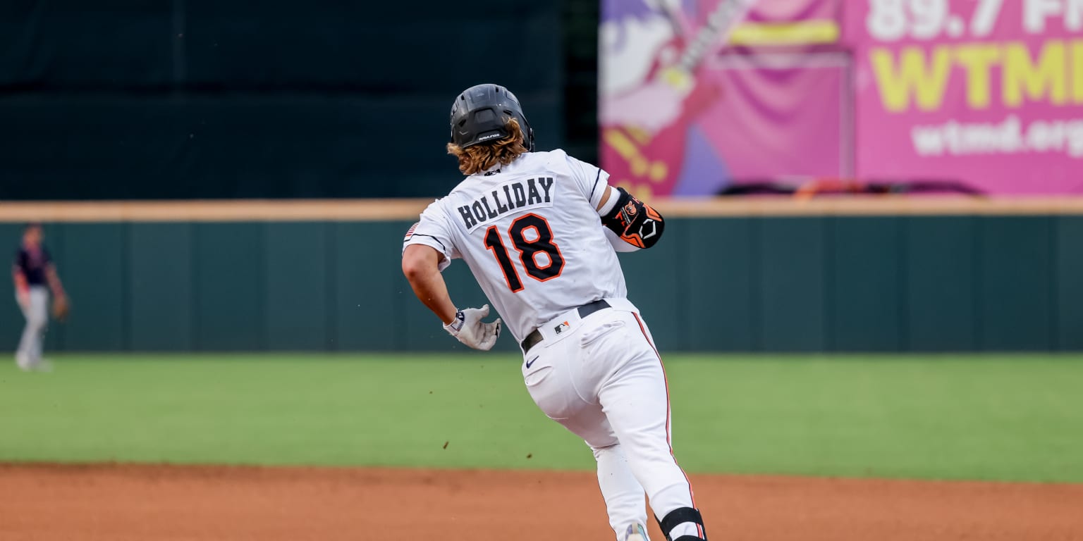 Jackson Holliday goes big fly to help cement Norfolk's Triple-A