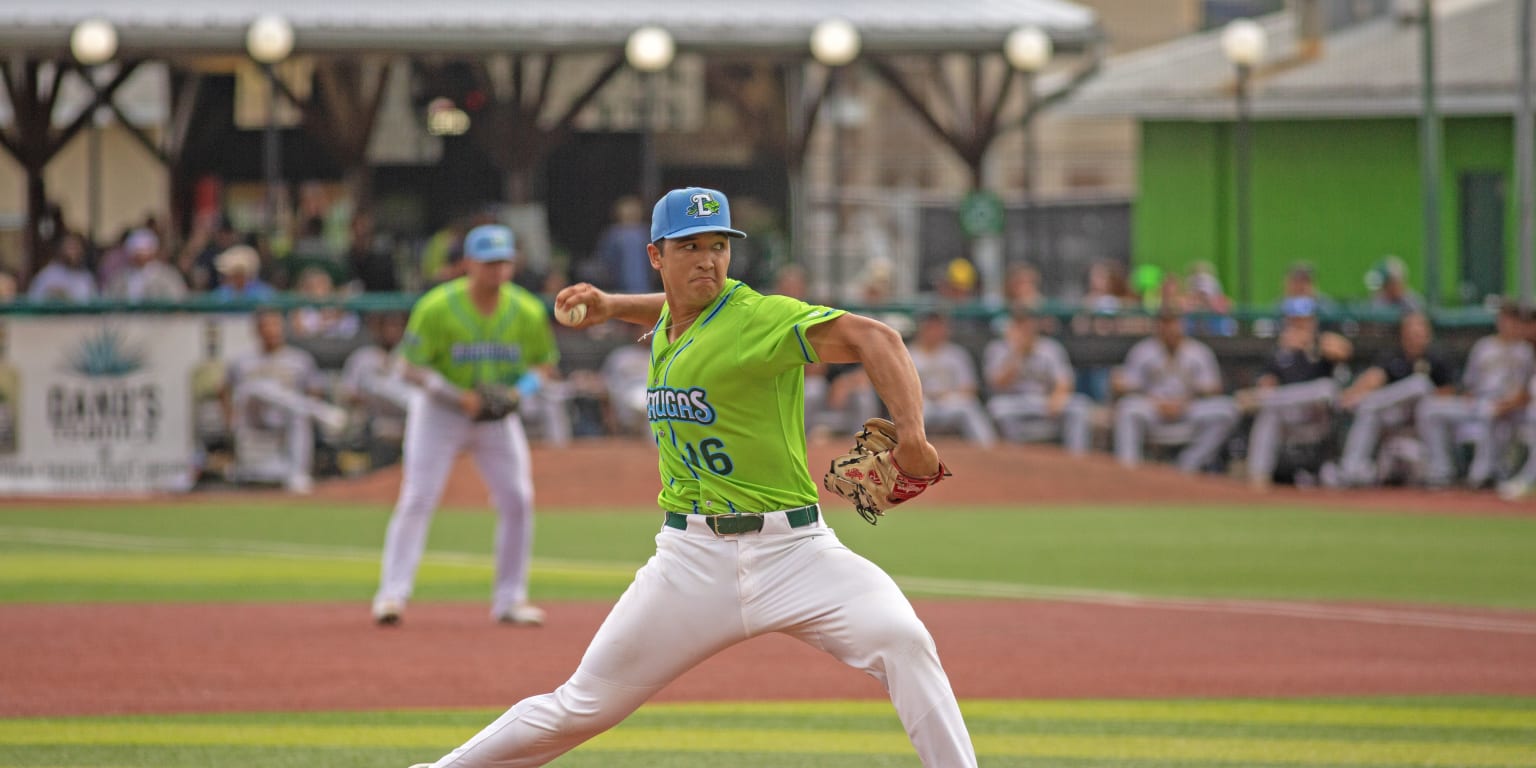 Hurricanes Baseball Win Sixth Consecutive Series, Postseason Looms