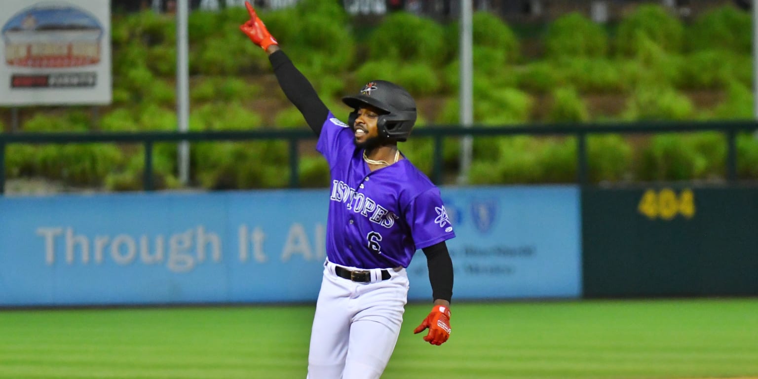 Watch: Roman Quinn hits game-winning grand slam for Isotopes