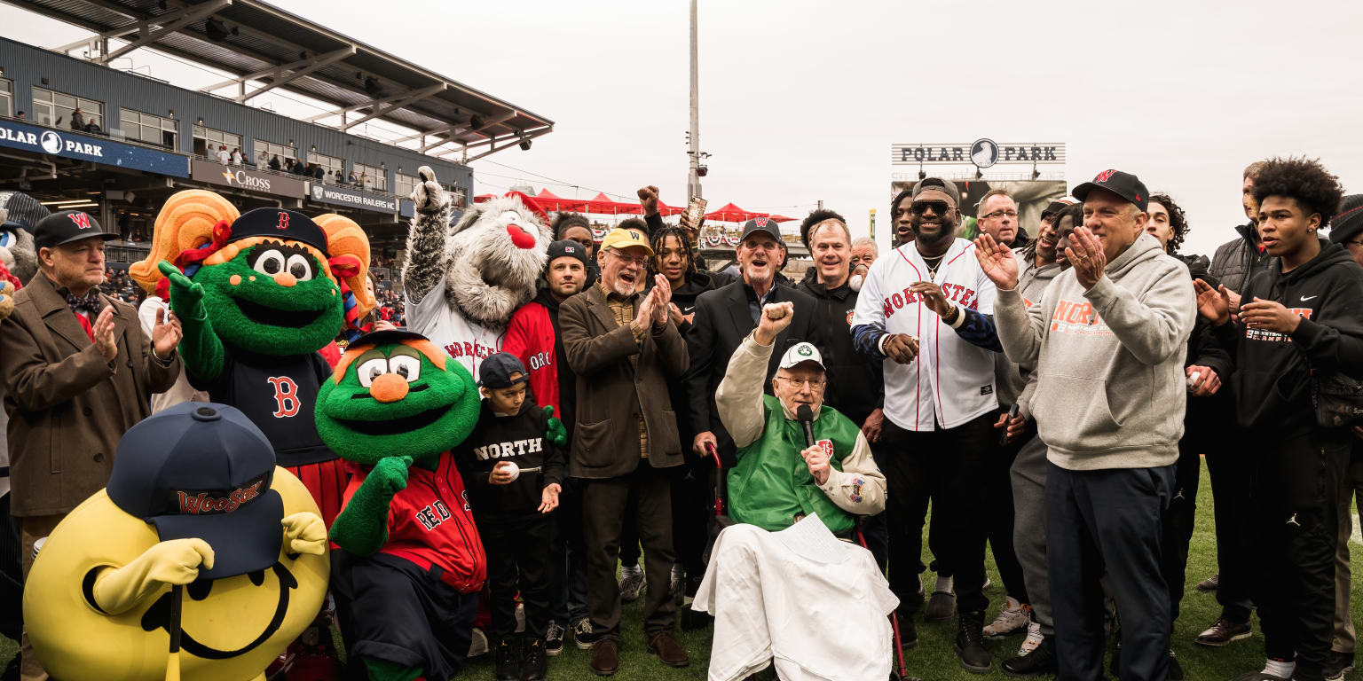WooSox honor locals at Polar Park as fans get to know new mascot Woofster