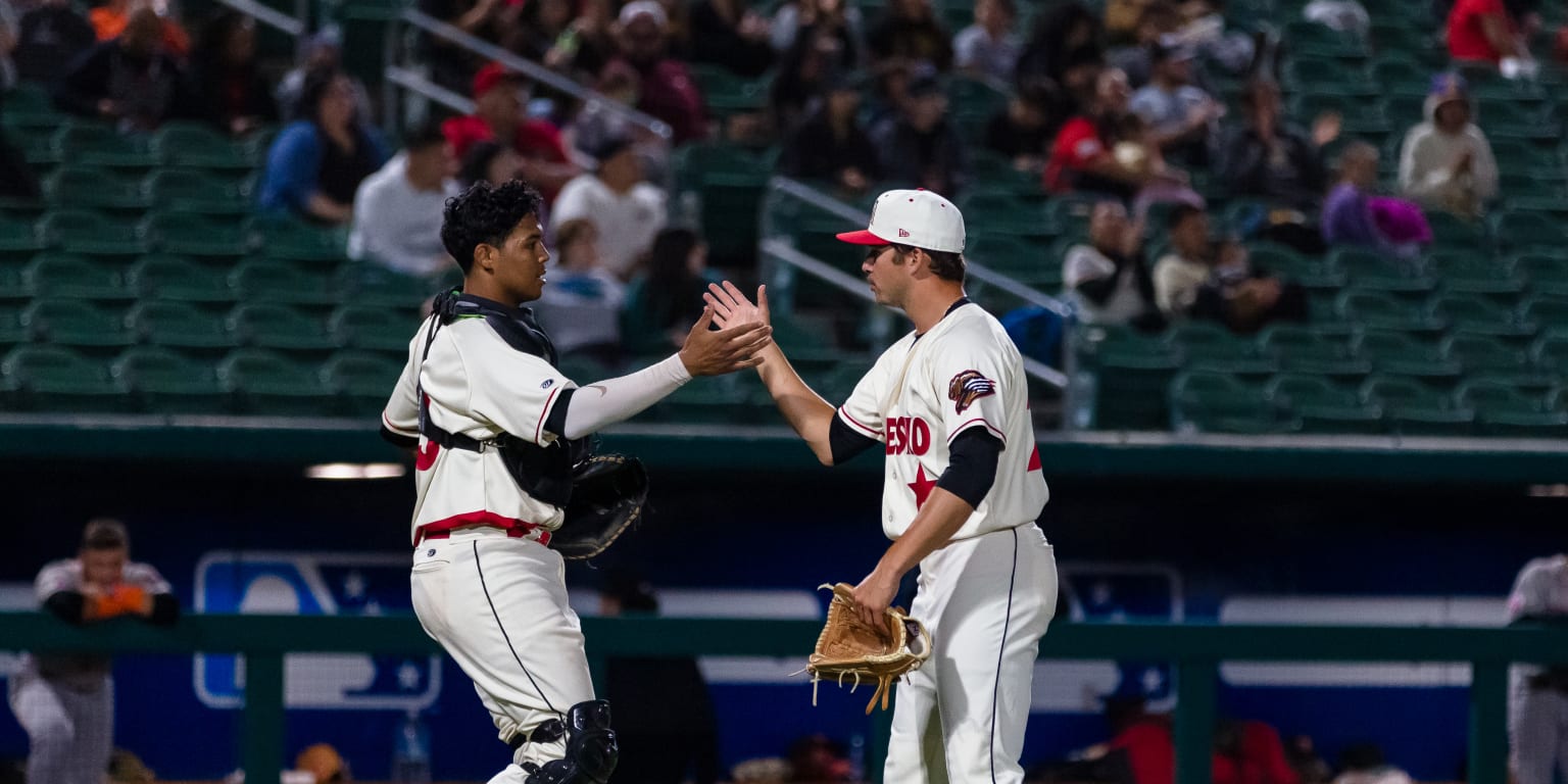 Perry’s 3run blast pushes Grizzlies past Ports 72 for series win