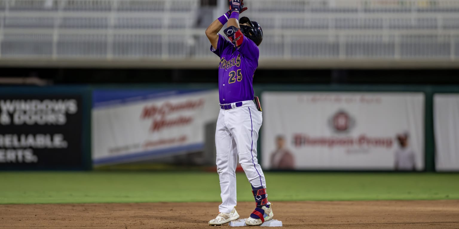 Eighth Inning Rally Pushes Clearwater Past Fort Myers