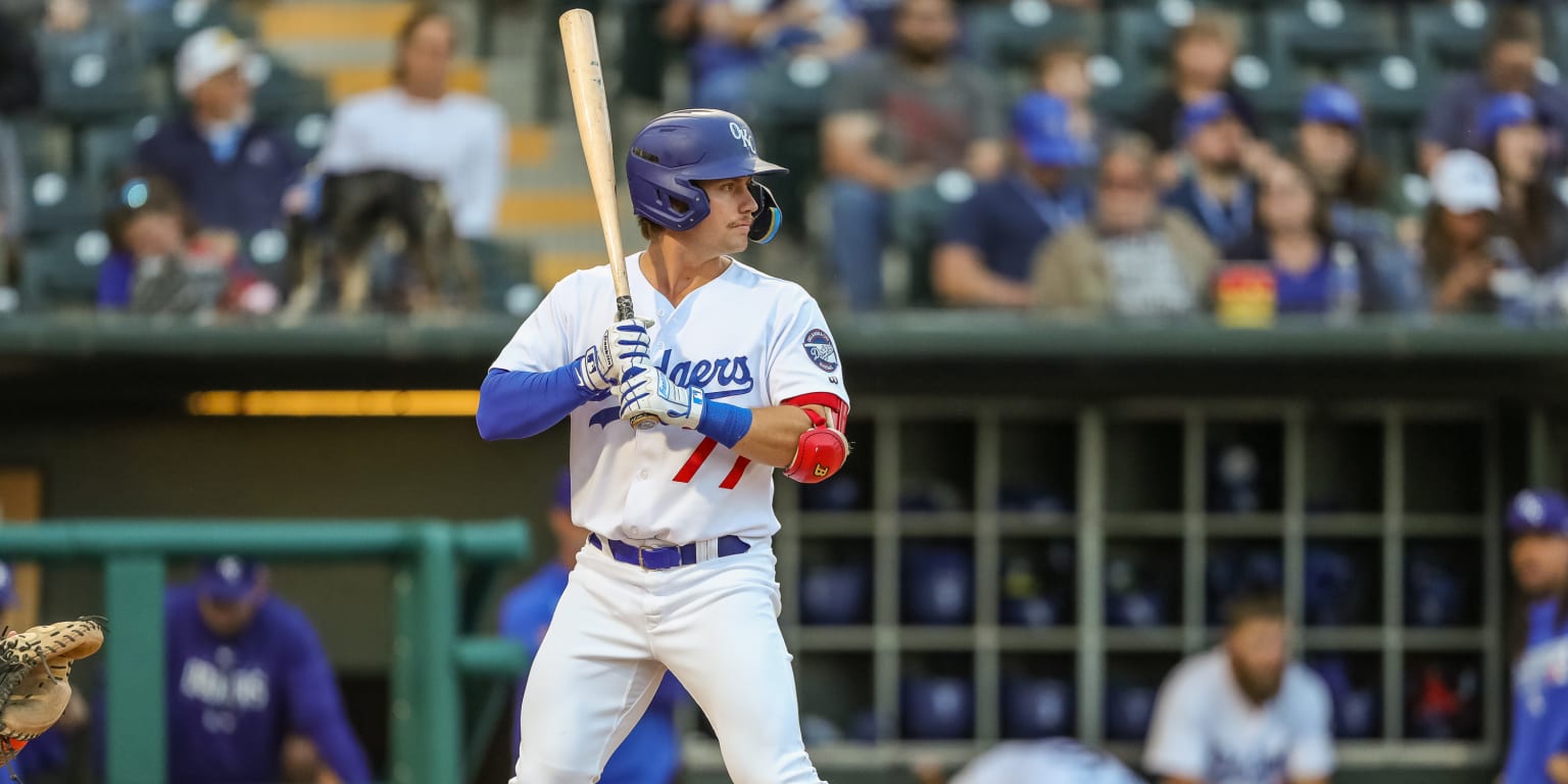 Dodgers wear throwback 89er uniforms