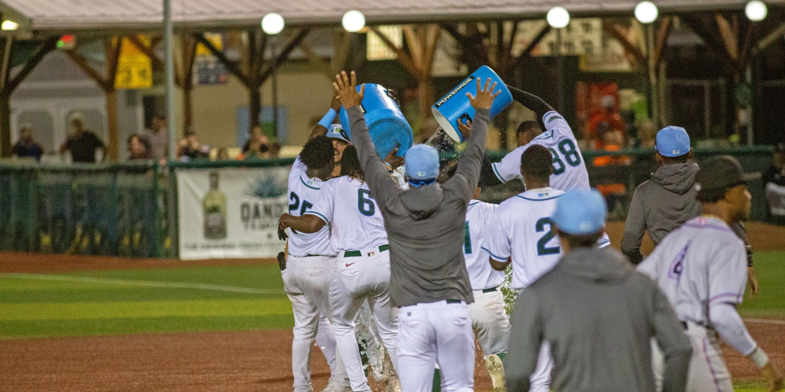 St. Lucie Mets - Our mascot, Klutch, wants to send your