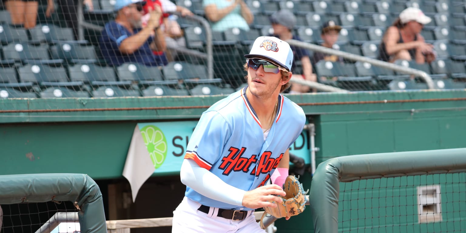 Minor League Baseball on X: #Rays No. 2 prospect Carson Williams batted  .370 with four homers, 12 RBIs, six walks and 25 total bases over seven  games for @BGHotRods.  / X