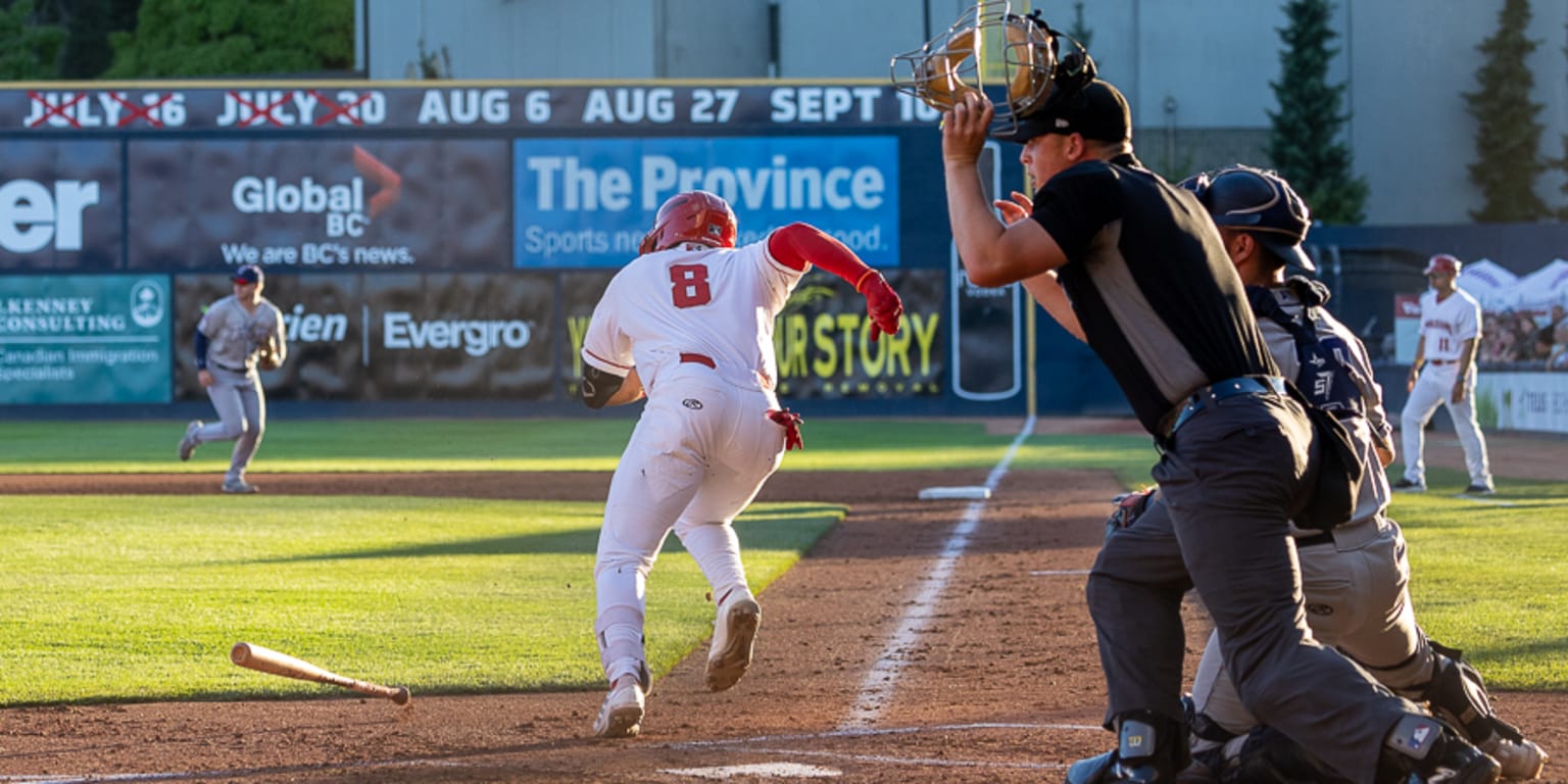 BackAndForth Bout Ends With C's On Top