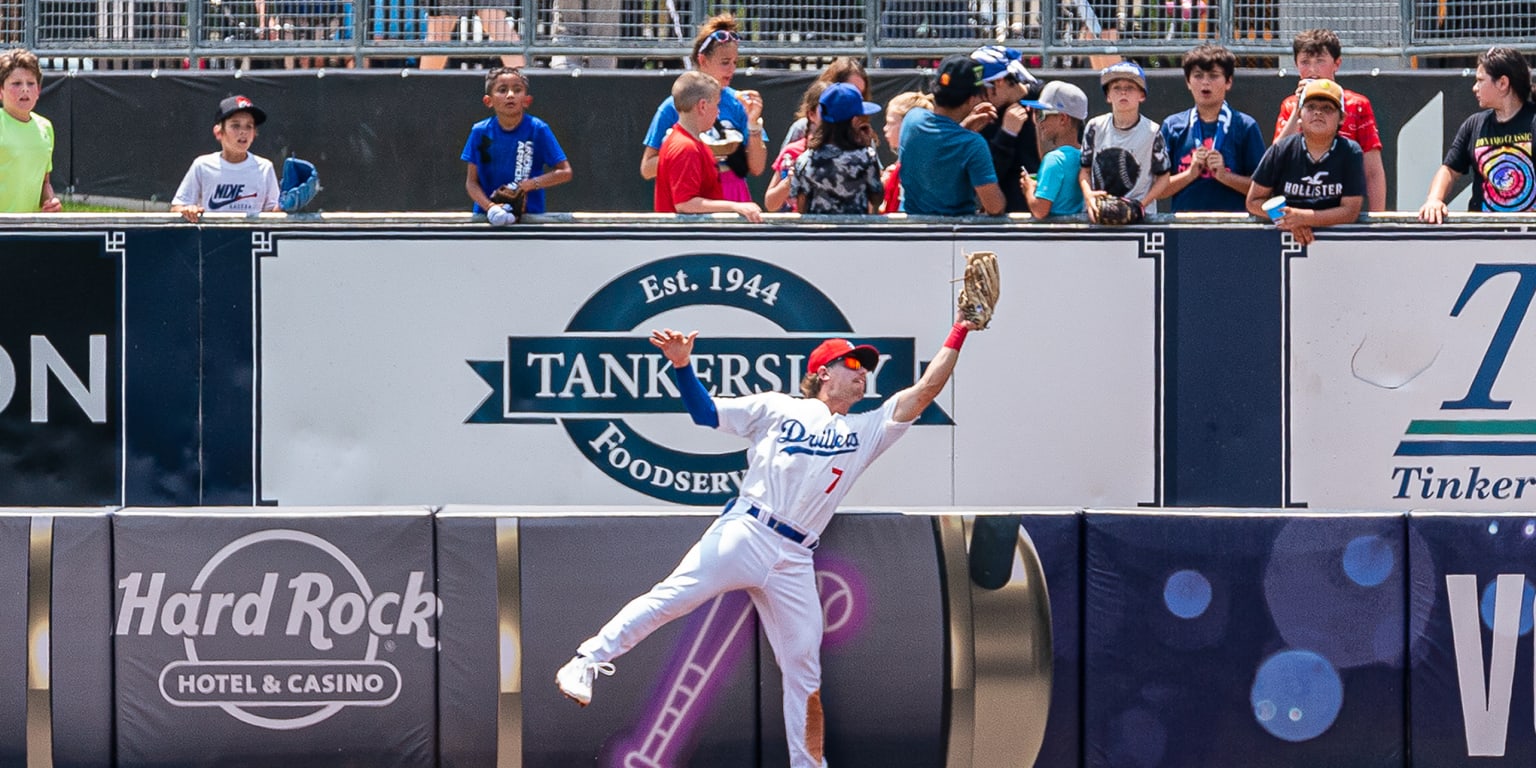 Dodgers' Jonny DeLuca reacts to stealing the show vs. Rangers with