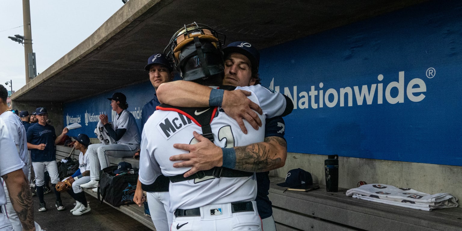 Pensacola Blue Wahoos - Yurview