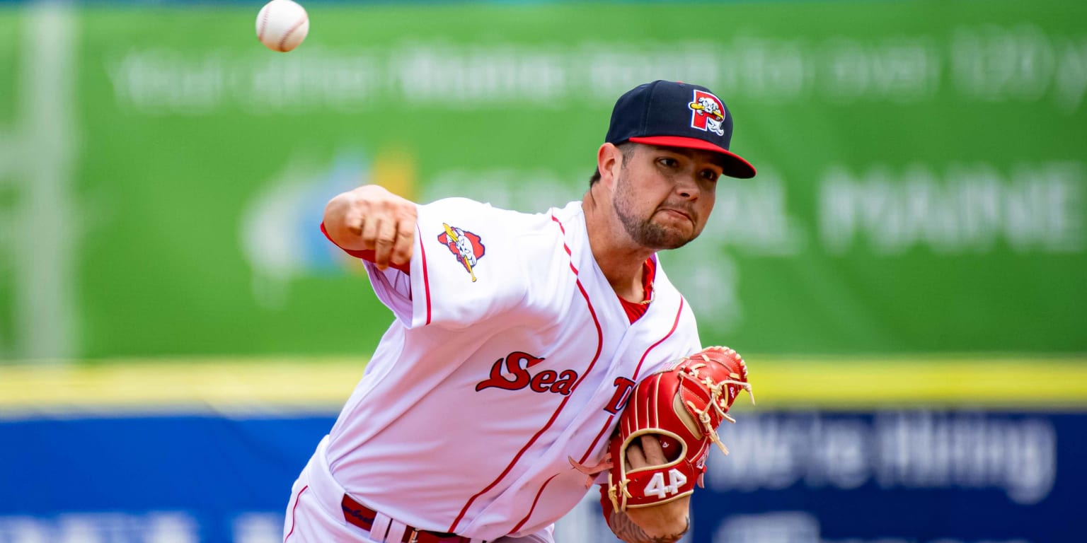 Gambrell Guides Sea Dogs to 12-0 Shutout Over Flying Squirrels | MiLB.com