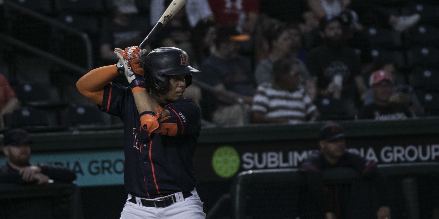 Hernandez Hits Two Homers Ties Franchise Record In Win Milb Com