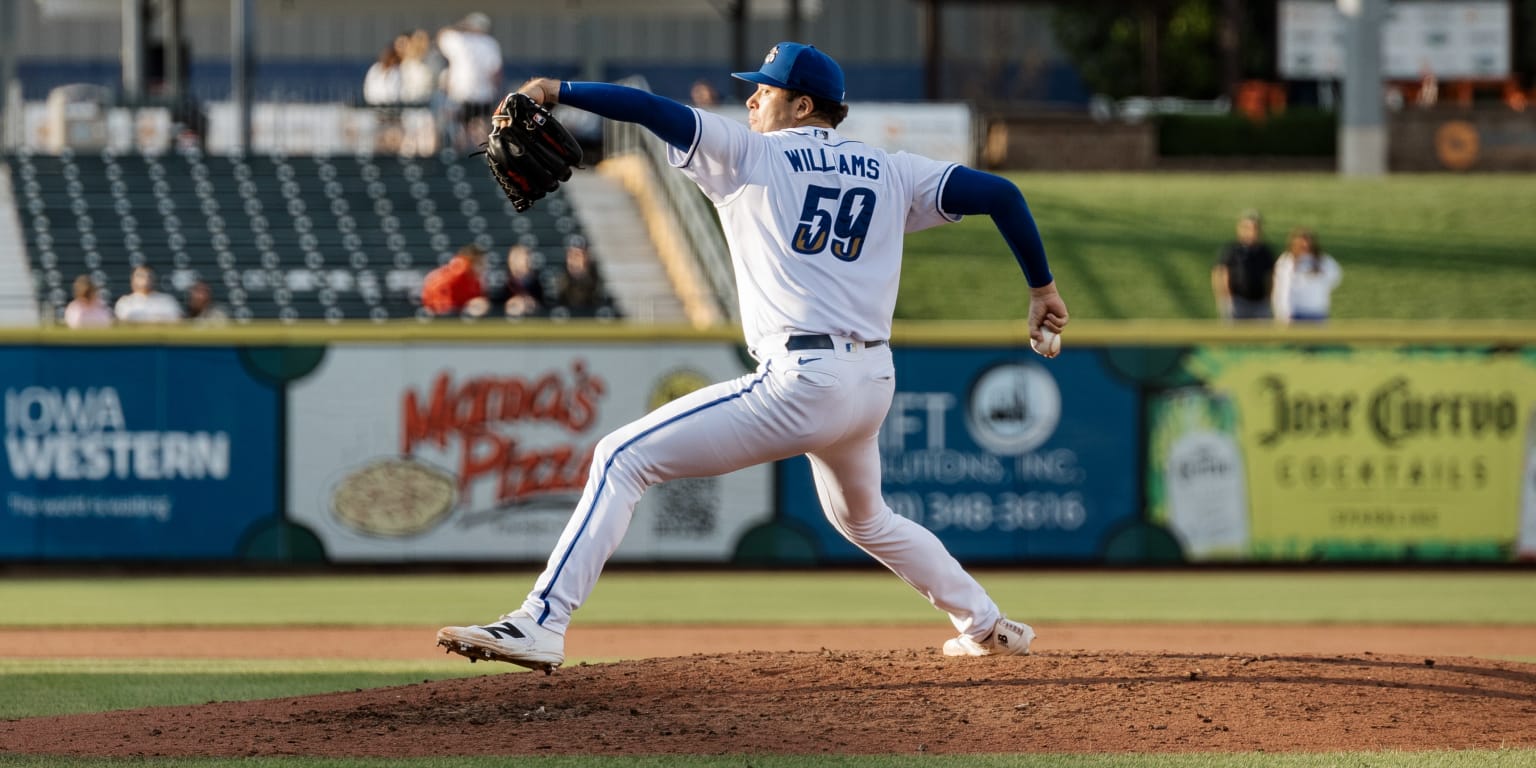 Aviators Take Down Storm Chasers 9-5 in Extras