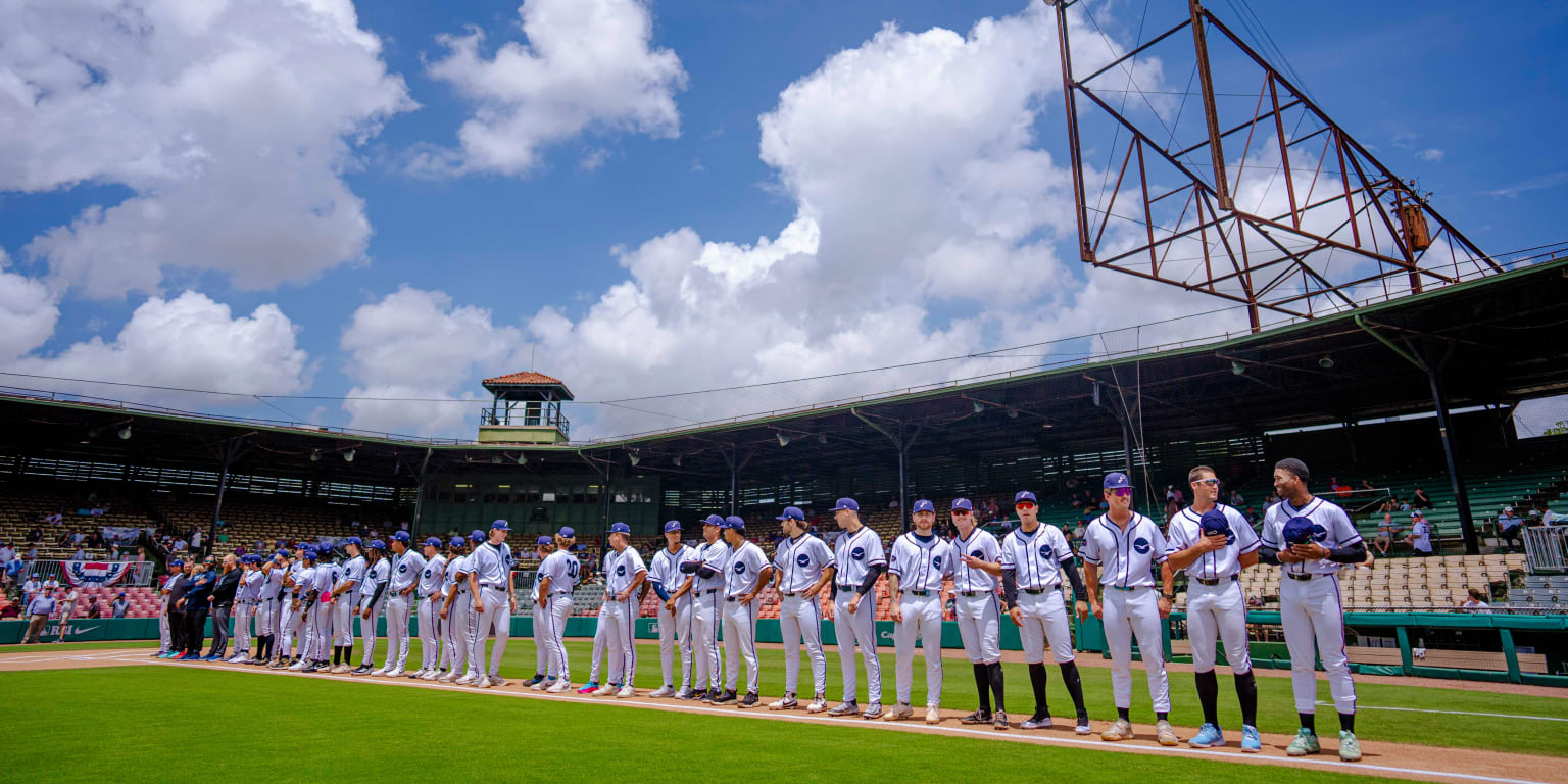 Blue Wahoos Made History Amid History In Unforgettable Day