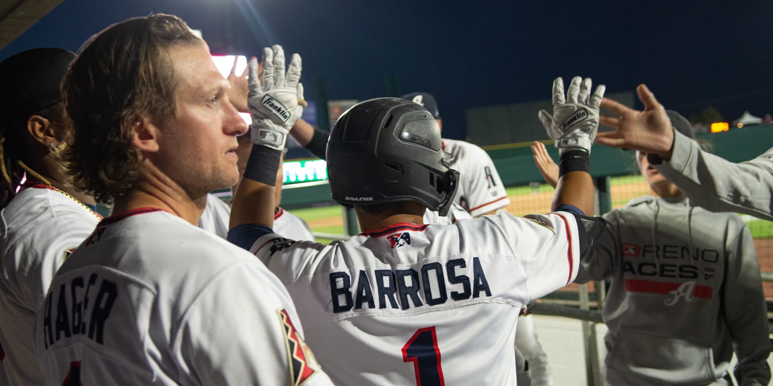 El Paso Chihuahuas in their Margaritas uniforms - April 23, 2021