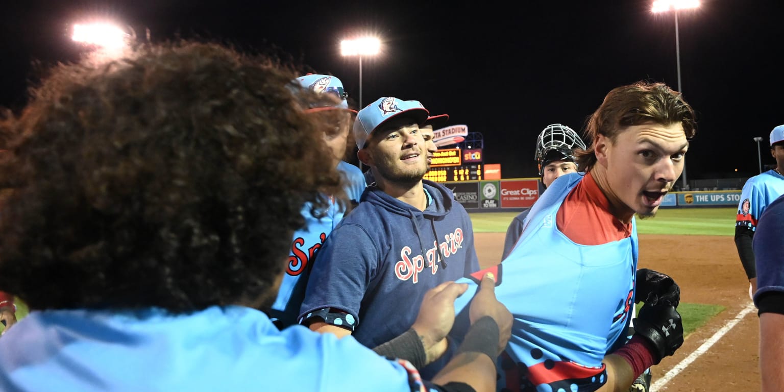 Two Indians players reflect on that fateful 10th inning from Game 7