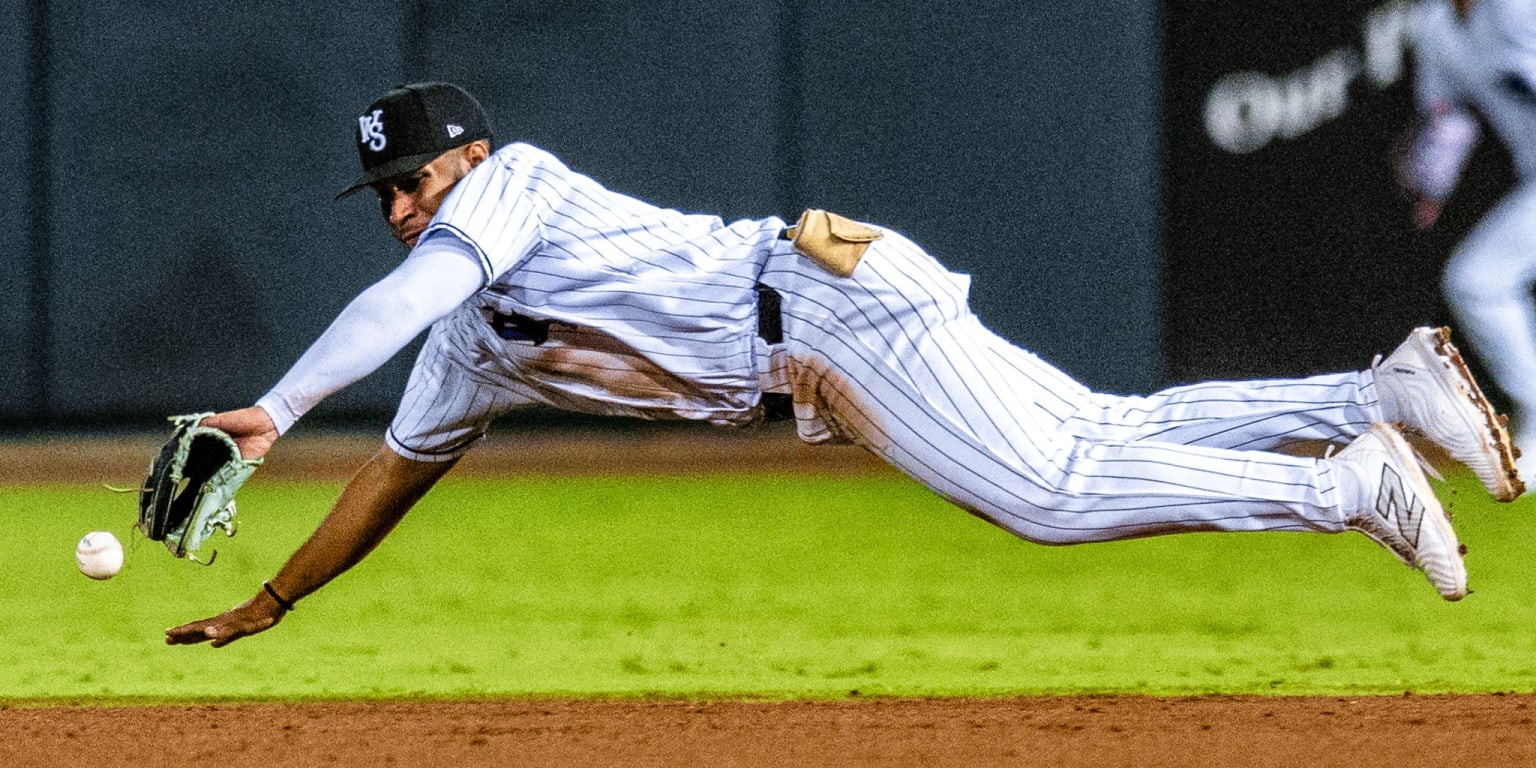 Dash drop series opener 5-2 in seven innings against the Drive | MiLB.com