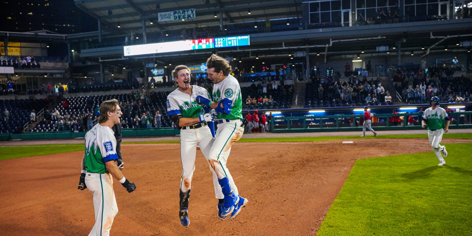 Yard Goats Win on Walk-Off in Extras, Top Sea Dogs 9-8 in Thrilling ...
