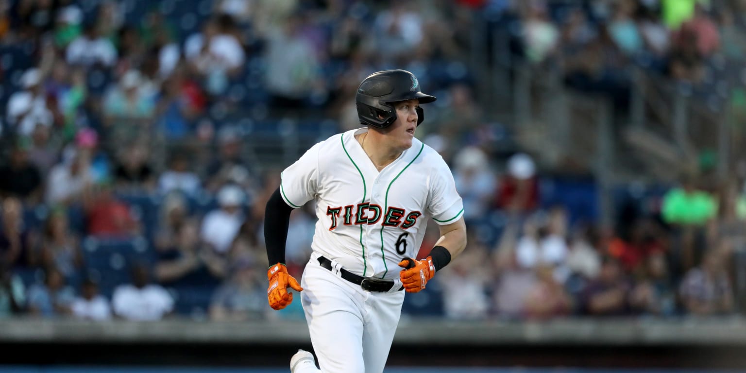 Tides play HR derby in win