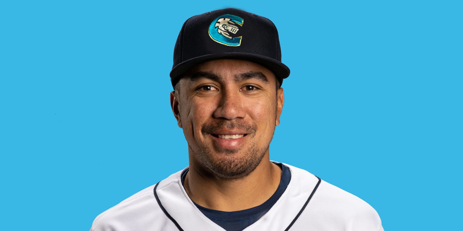 Kean Wong joining brother Kolten with Mariners