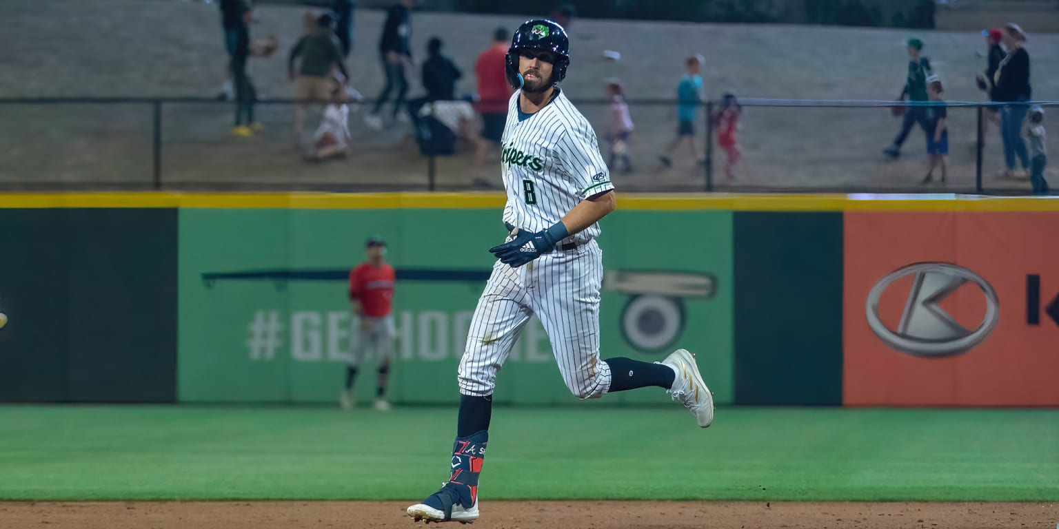 Ozzie Albies, AJ Smith-Shawver lead the Braves to an 8-3 win over