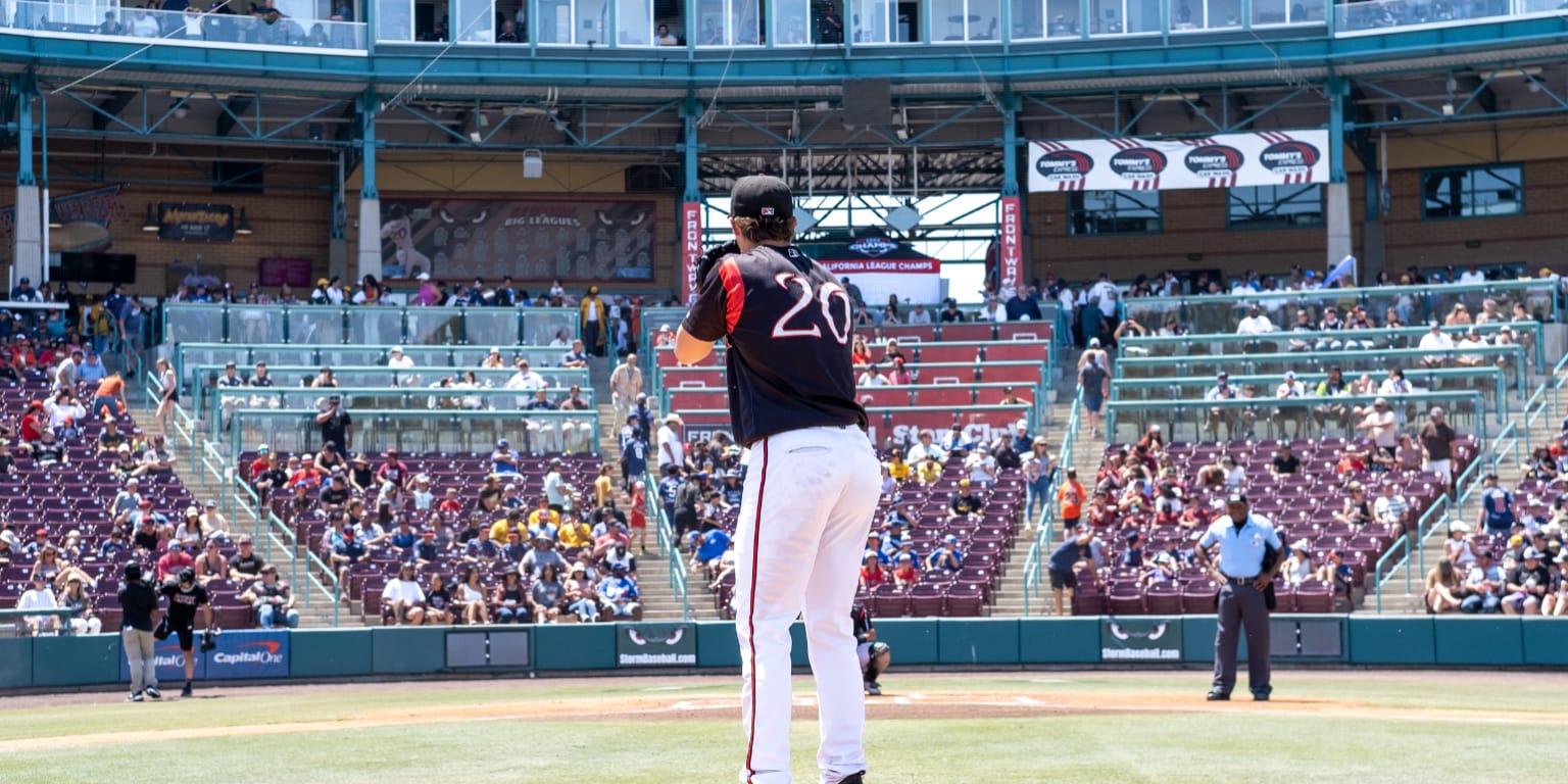 Lake Elsinore Storm Win After Samuel Zavala's 8th Inning Home Run Storm