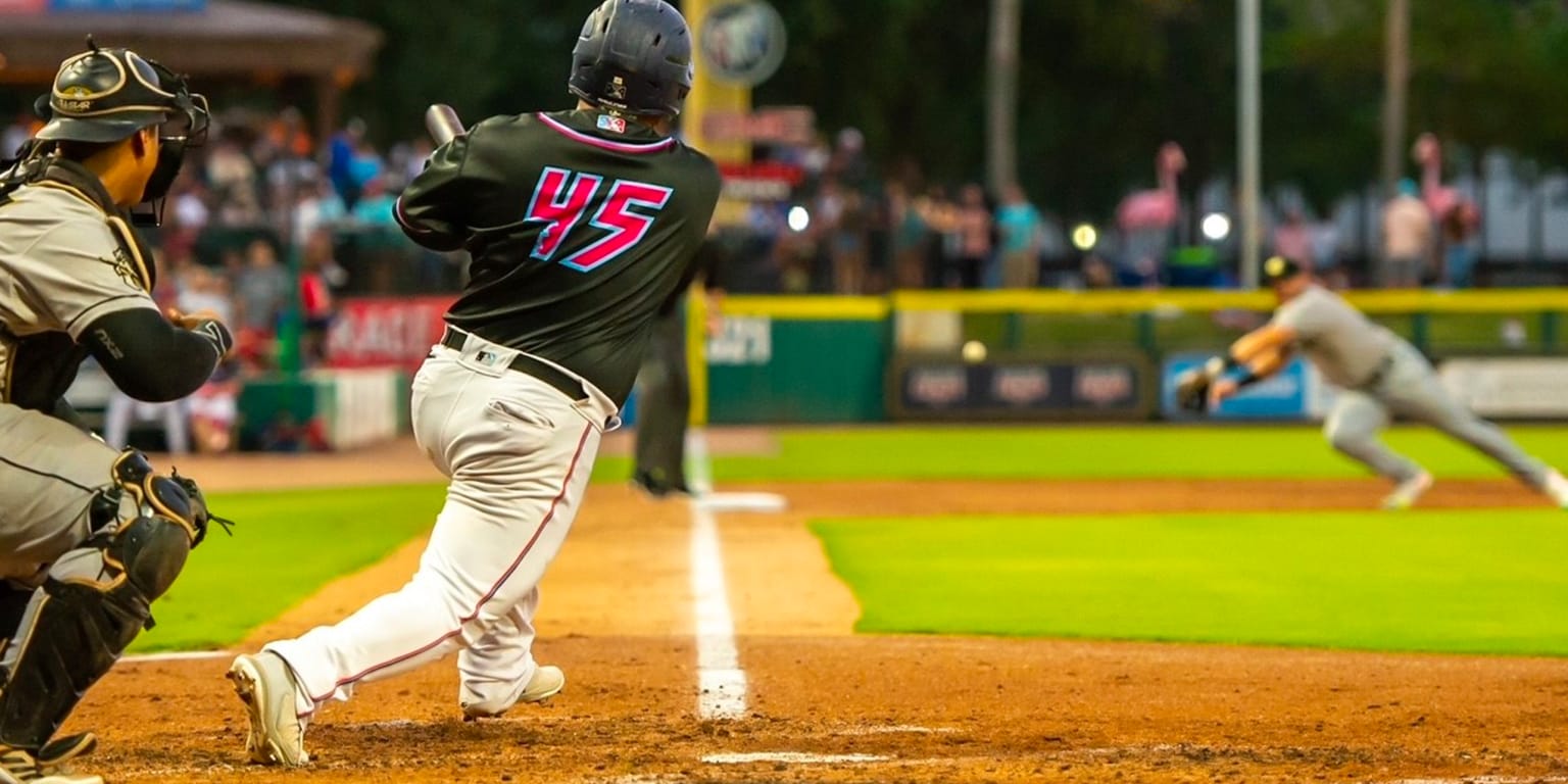 Jacksonville Jumbo Shrimp on X: Willians Astudillo gets us