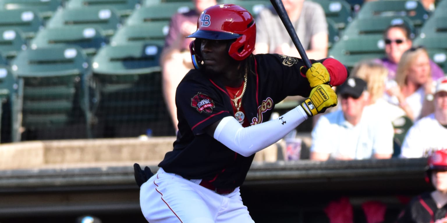 Louisville Bats' Elly De La Cruz registers 99.2 mph throw from third base