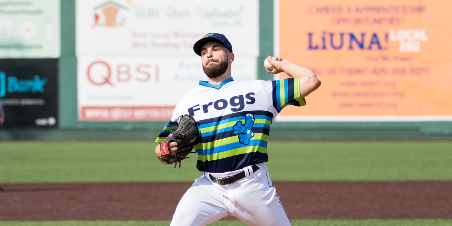 Nate Fisher goes from working at a bank to Mets